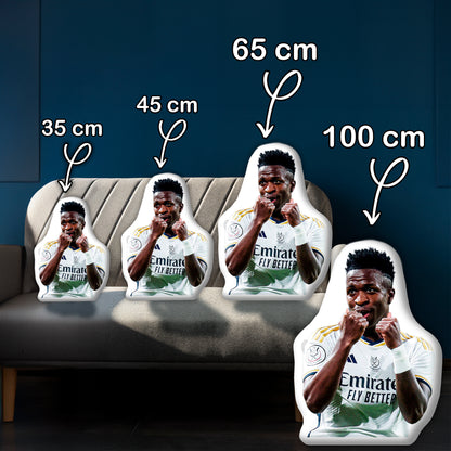 Vinícius Júnior Pillow A Vibrant Choice for Football Fans